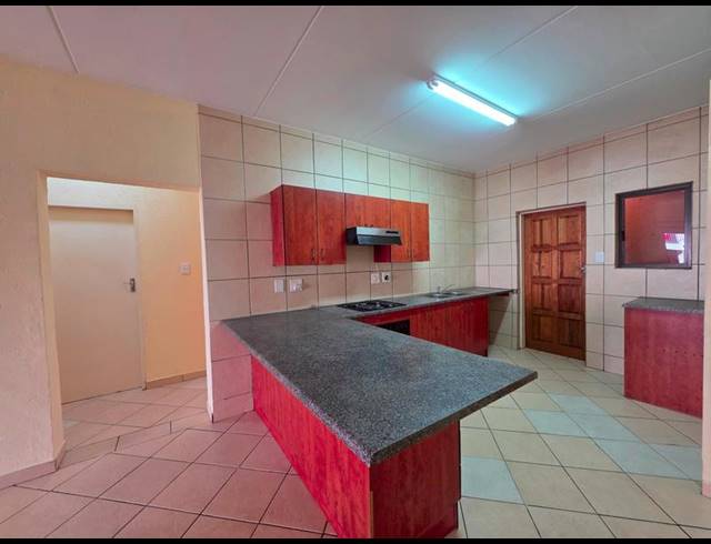 2 BEDROOM PROPERTY TO RENT IN NORTHGATE